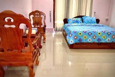 پانسیون Xaythone Guest House
