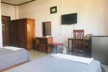 پانسیون Xaythone Guest House