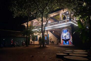 Unearth Hostel