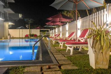 Ara Beach Resort Mirissa