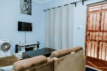 تختخواب و صبحانه Kisanga Homestay