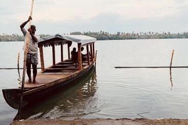 Cherai Lake Resort