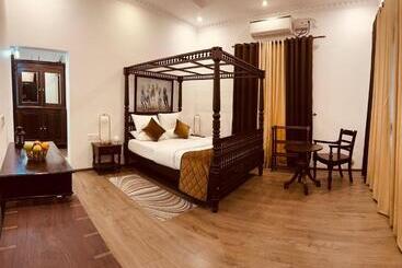 Cherai Lake Resort