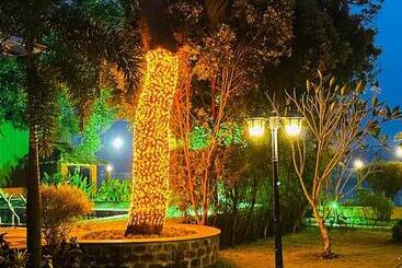 Cherai Lake Resort