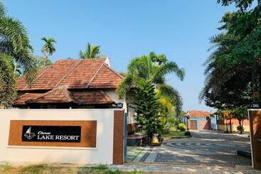 Cherai Lake Resort