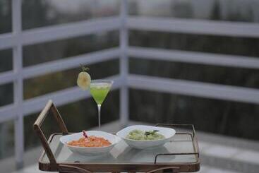 ホテル 360 South, Khandala