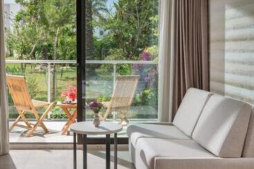 هتل Arin Resort Bodrum