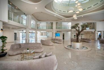 هتل Arin Resort Bodrum