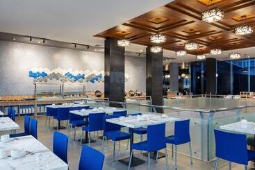 هتل Aston Inn Cilacap