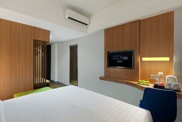 هتل Aston Inn Cilacap