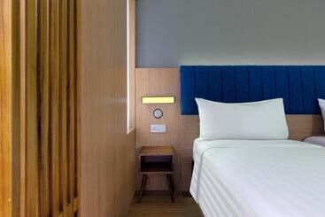 هتل Aston Inn Cilacap