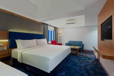 هتل Aston Inn Cilacap