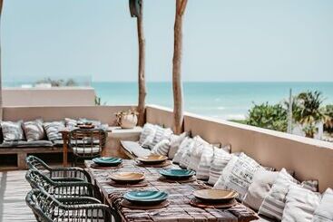 هتل Dos Mares Barefoot