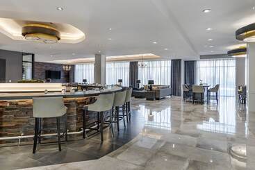 Cambria Hotel Austin Uptown Near The Domain