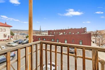 هتل Modern Condo Inside The Historic St Regis