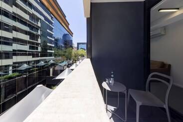 هتل Oaks Melbourne St Kilda Road