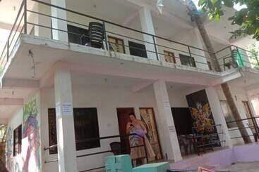 پانسیون Est Hem Guesthouse Arambol