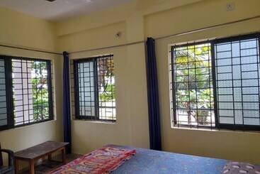 پانسیون Est Hem Guesthouse Arambol