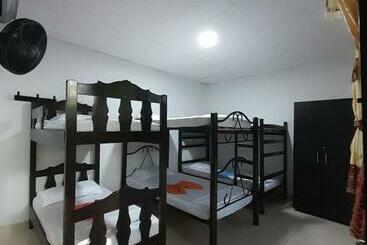 펜션 Hostal Villa Del Río Las Brisas