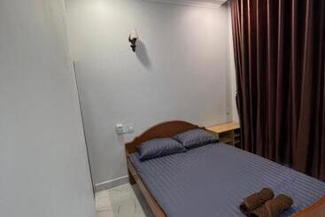 پانسیون Moonshine Guesthouse