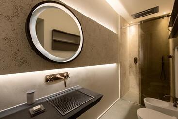 پانسیون Times Suites