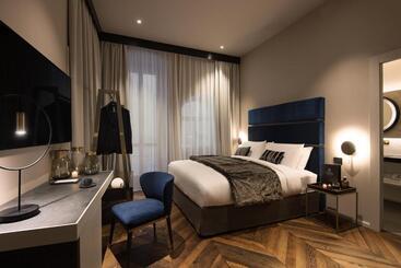 پانسیون Times Suites