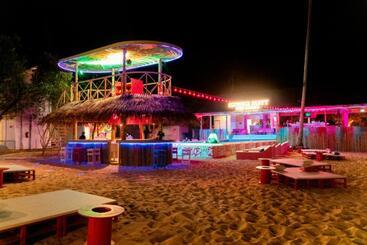 هاستل Slumber Resort Koh Chang