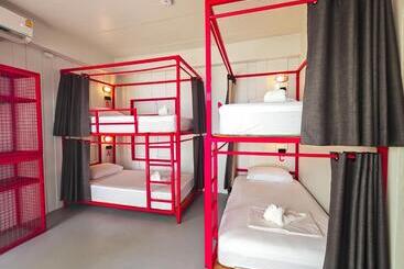 هاستل Slumber Resort Koh Chang
