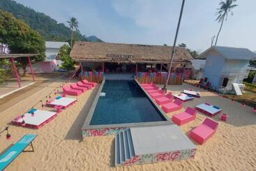 هاستل Slumber Resort Koh Chang