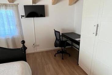 تختخواب و صبحانه Casa Paola