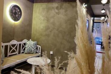 Cinnamon Tan Boutique