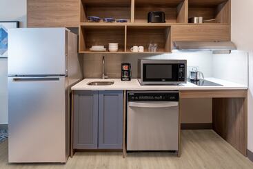 هتل Candlewood Suites Atlanta Kennesaw By Ihg