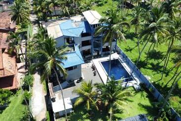 酒店 Dhammika Beach Palace