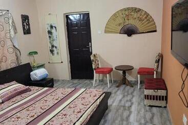 هتل Eko Akete Guest House