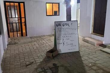 هتل Eko Akete Guest House