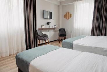 هتل Gabata Inn