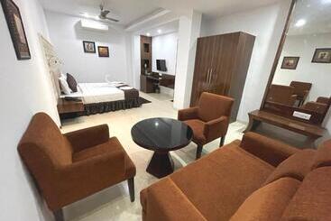 هتل Goa Continental   Baga