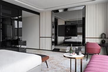 هتل Seven Visions Resort And Places, The Dvin