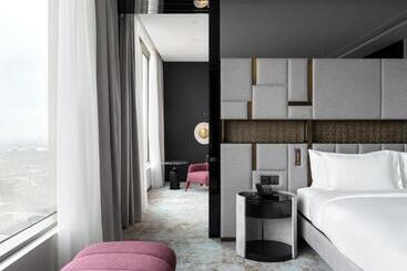 هتل Seven Visions Resort And Places, The Dvin