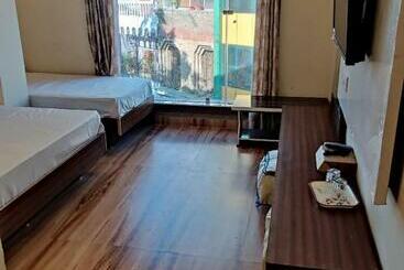 Shreeji Residency - Pachmarhi