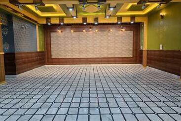 酒店 Subham Residency And Restaurant