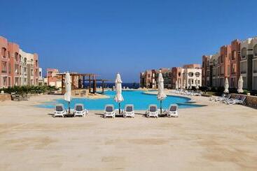 Oyster Bay Beach Resort   Luxury Serviced Condo