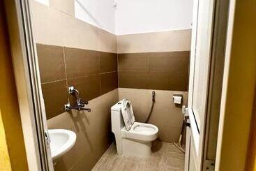 پانسیون Paris Guest House