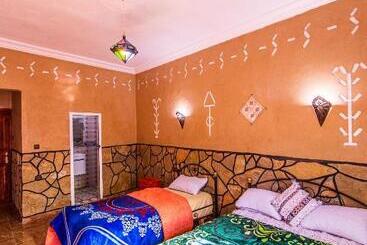 پانسیون Riad Lalla