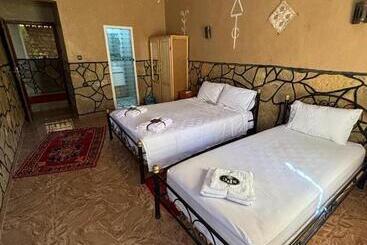 پانسیون Riad Lalla
