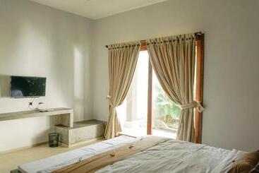 پانسیون Villa Dende Lombok
