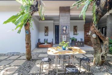 پانسیون Villa Dende Lombok
