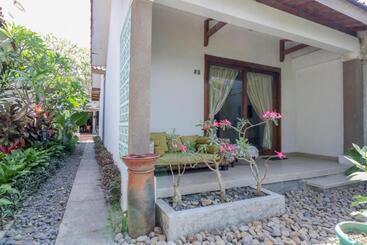 پانسیون Villa Dende Lombok