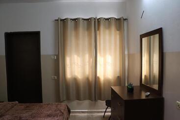 پانسیون Ycc Guesthouse