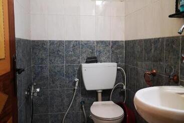 پانسیون Ycc Guesthouse